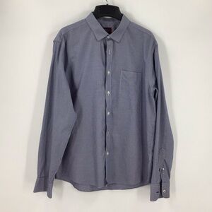 UNTUCKit men’s wrinkle free long sleeve button down shirt. Size L. Regular fit.